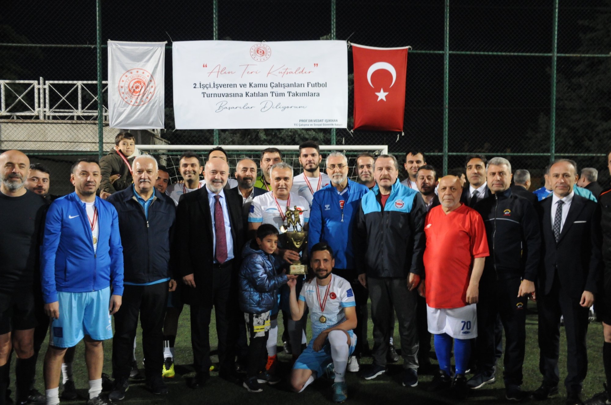 İŞÇİ, İŞVEREN VE KAMU ÇALIŞANLARI FUTBOL TURNUVASINA KATILDIK