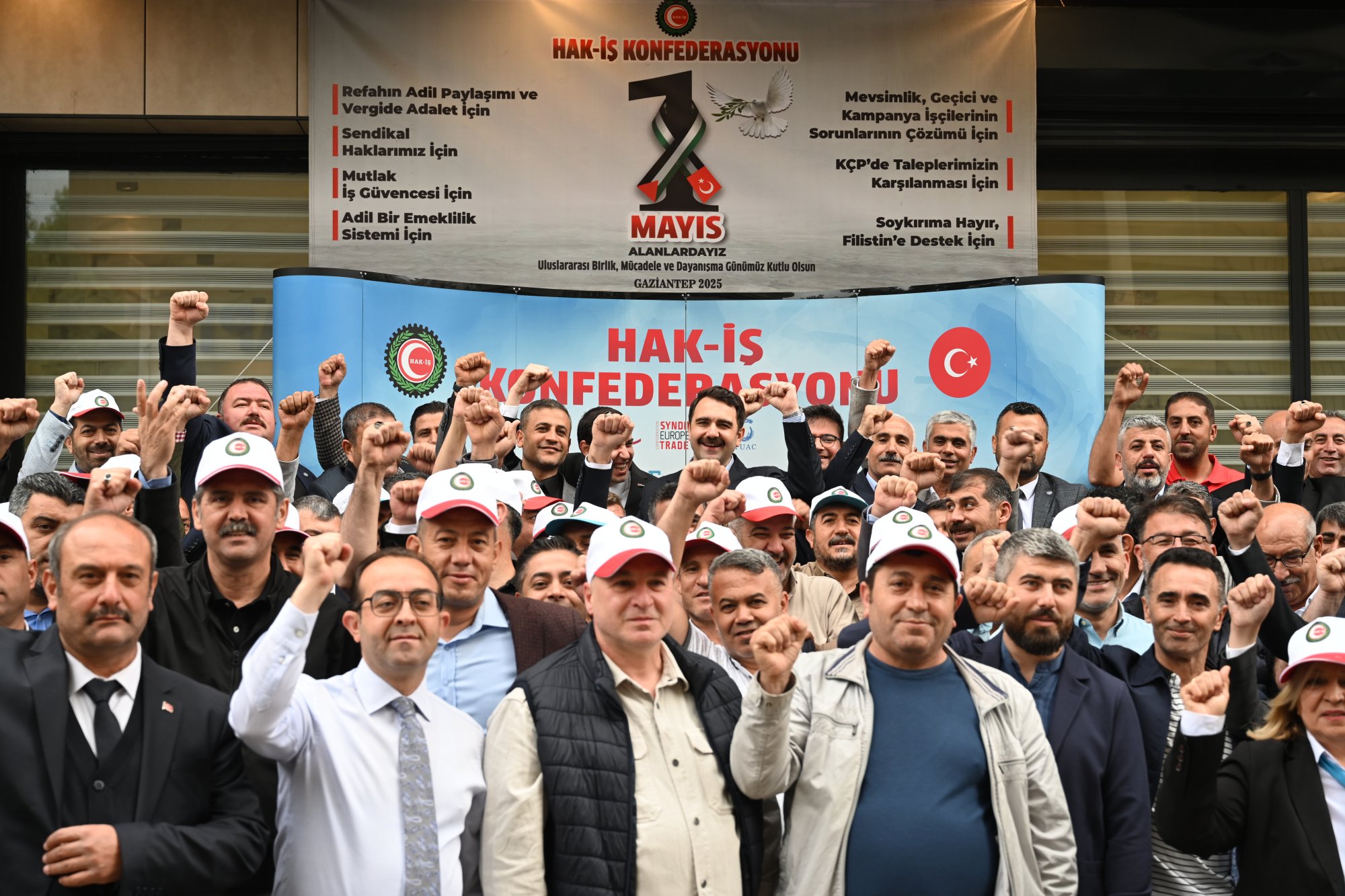 EMEKÇİNİN SESİ, 1 MAYIS HAFTASINDA GAZİANTEP’TEN YÜKSELDİ