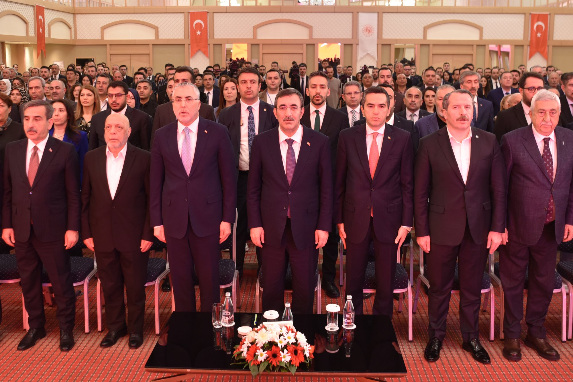 ARSLAN, 1 MAYIS EMEK ÖDÜLÜ TÖRENİNE KATILDI