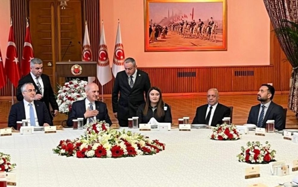 ARSLAN, TBMM’DE EMEKÇİLERLE BULUŞMA PROGRAMINA KATILDI