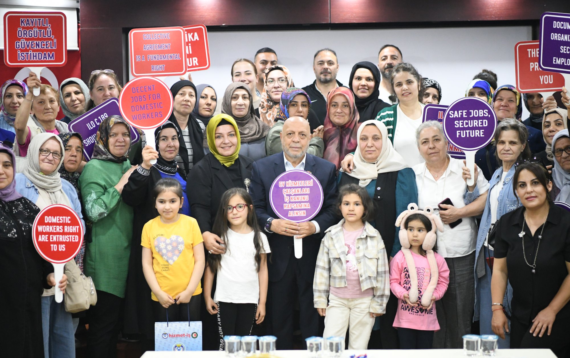 ARSLAN, EV İŞÇİLERİNİN BİLİNÇLENDİRİLMESİ PROJESİNİN EĞİTİM PROGRAMINA KATILDI