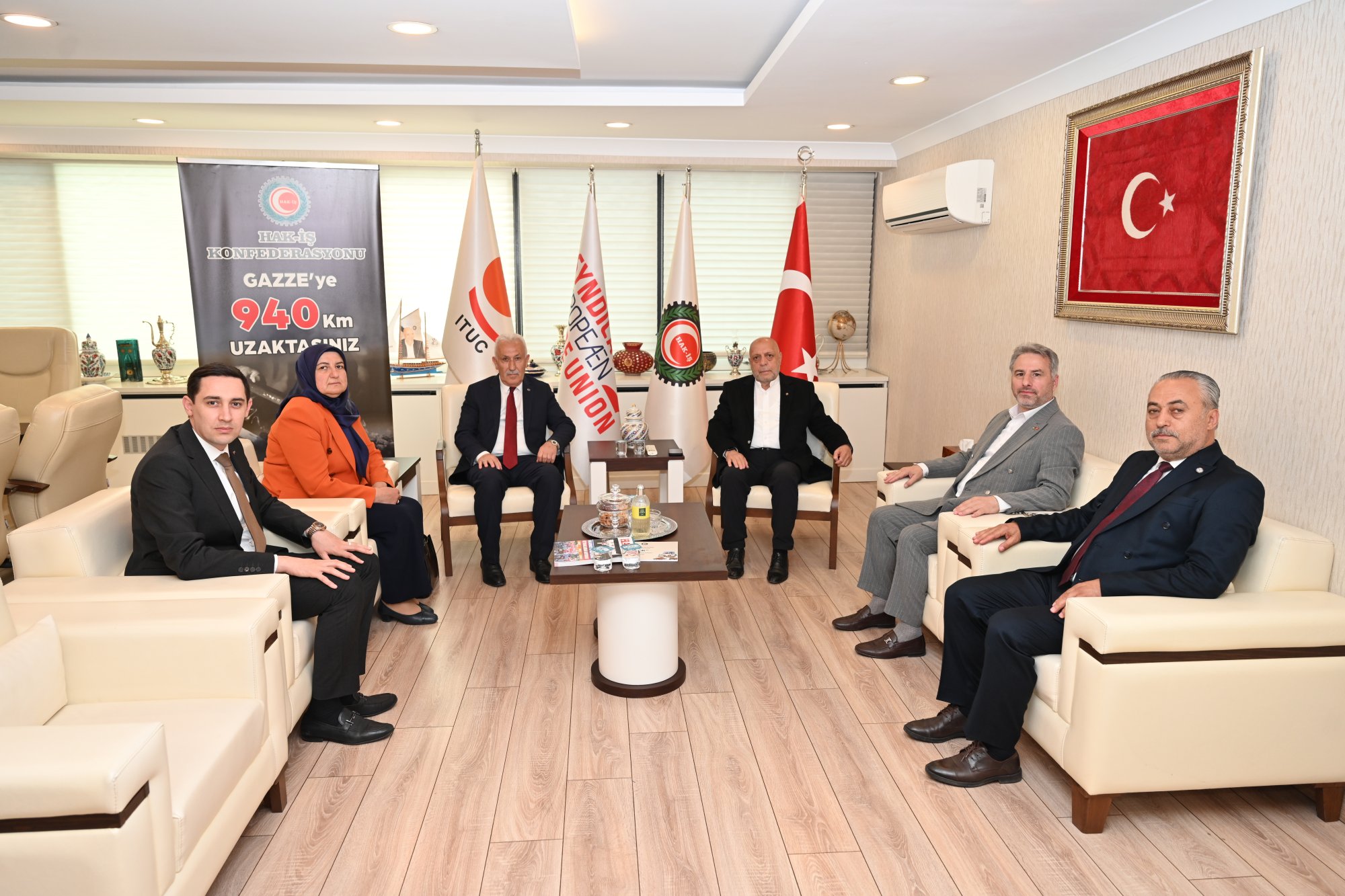 ARSLAN, HİZMET-İŞ DENETLEME KURULU ÜYELERİNİ AĞIRLADI