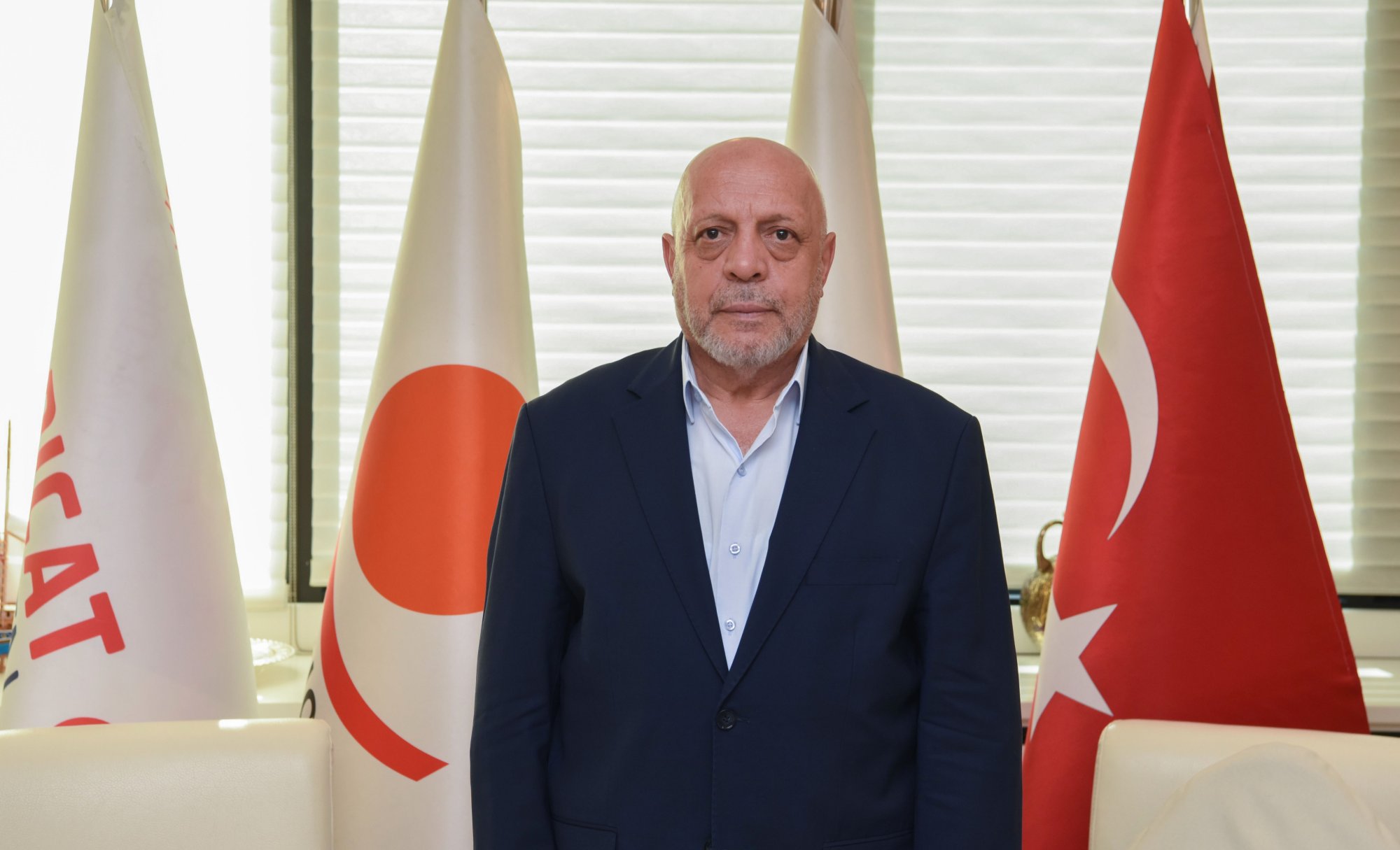 “KURBAN BAYRAMINIZI EN İÇTEN DİLEKLERİMİZLE KUTLARIZ”