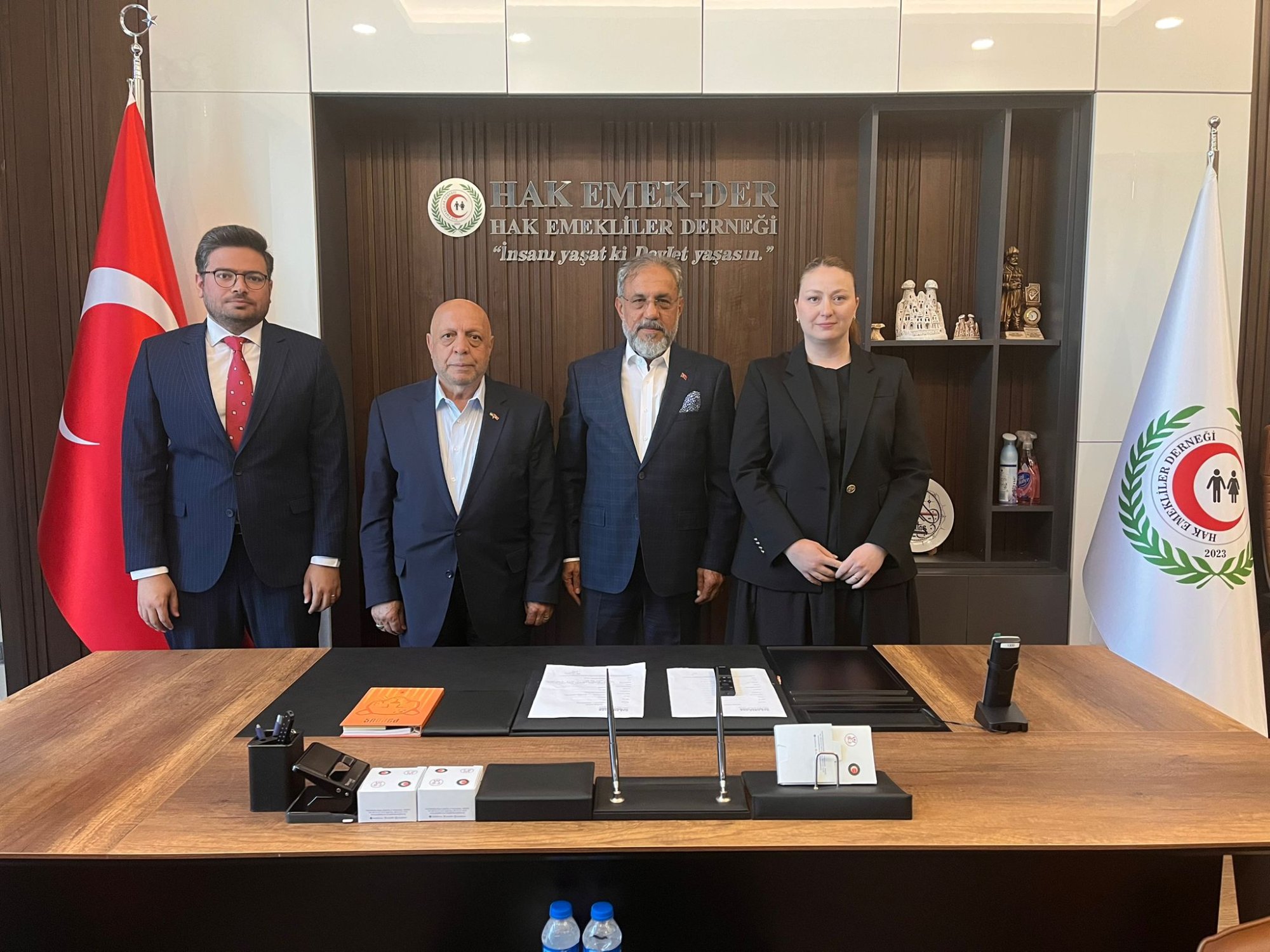 ARSLAN’DAN HAK EMEK-DER'E ZİYARET