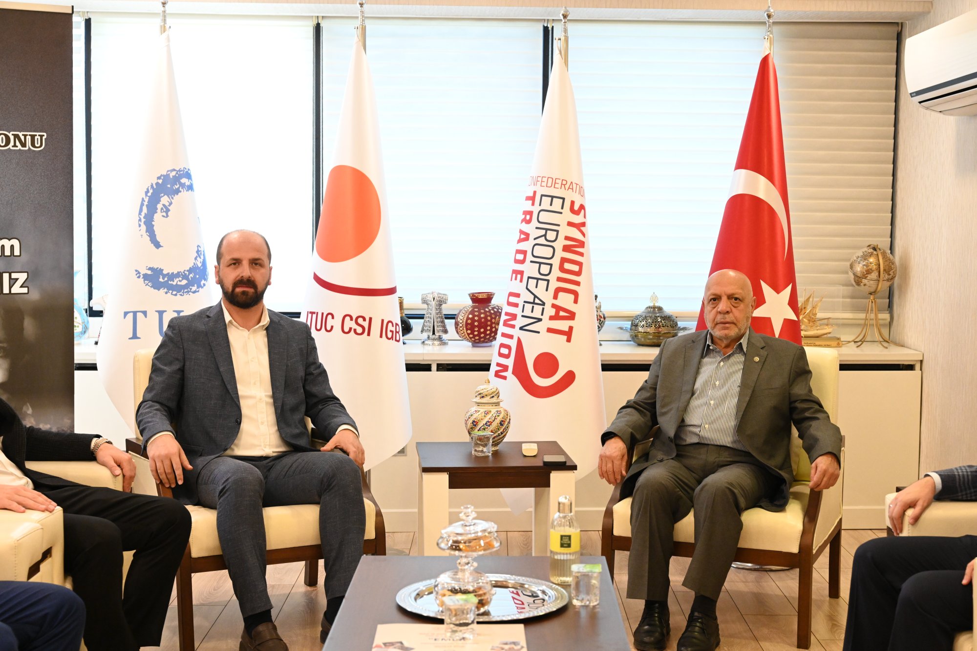 ARSLAN ÖZ ENERJİ-SEN SENDİKAMIZIN BAŞKANI AKCEYLAN VE YÖNETİMİ İLE BİR ARAYA GELDİ