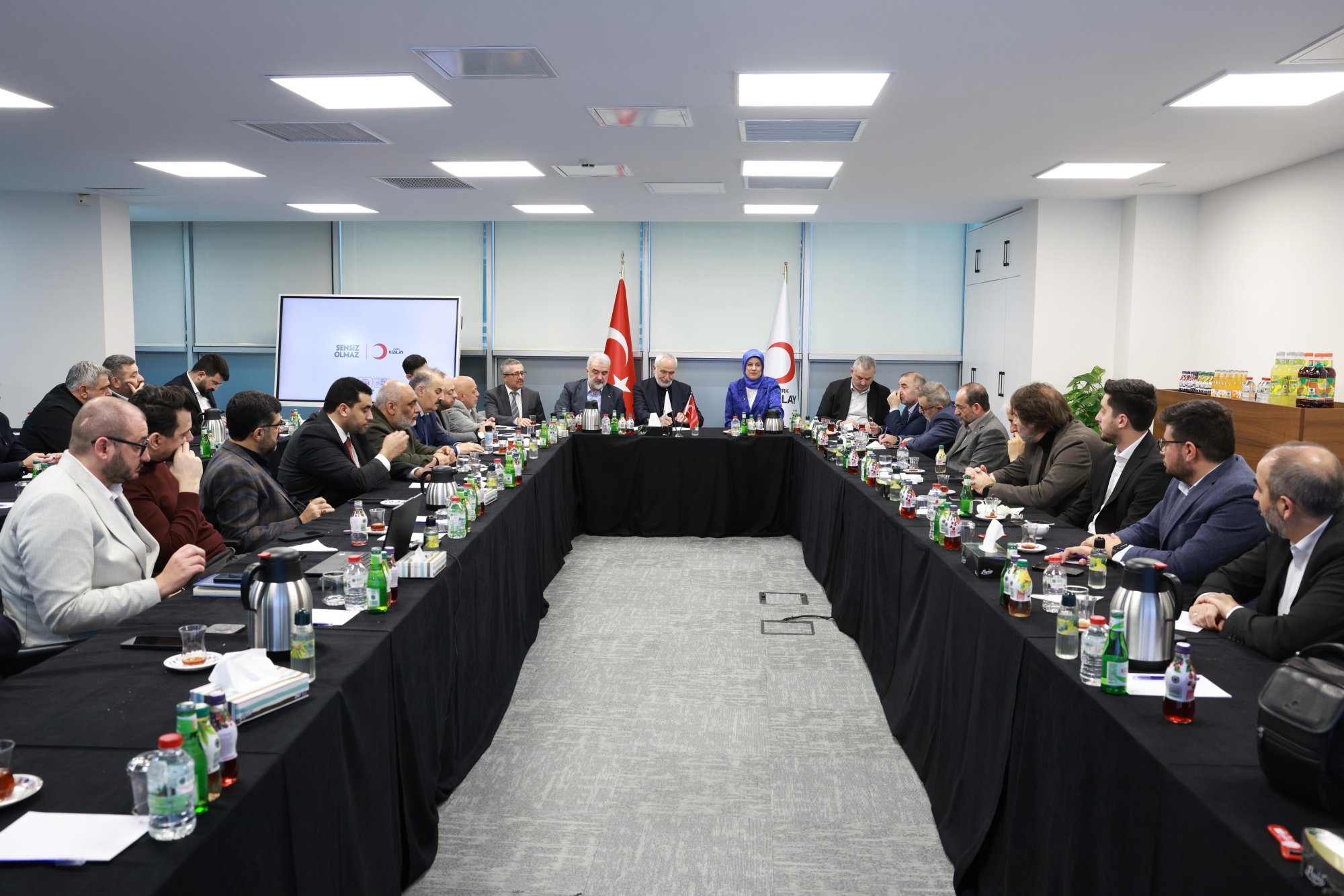 ARSLAN, FİLİSTİN'E DESTEK PLATFORMU TOPLANTISINA KATILDI