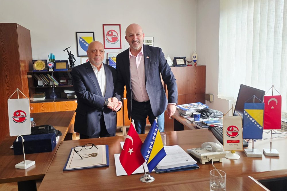 ARSLAN, BOSNA HERSEK’TE SSSBİH KONFEDERASYONU’NU ZİYARET ETTİ