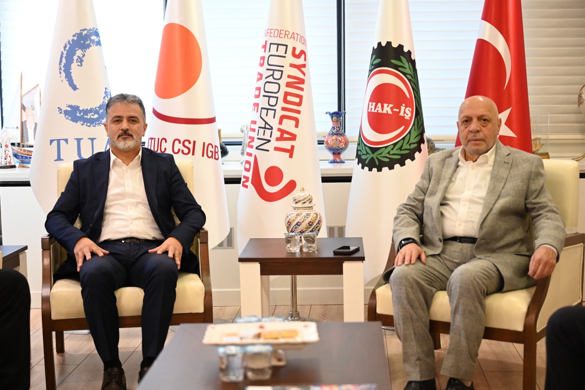 ARSLAN, ÖZ GIDA-İŞ SENDİKAMIZIN YÖNETİMİ İLE BİR ARAYA GELDİ