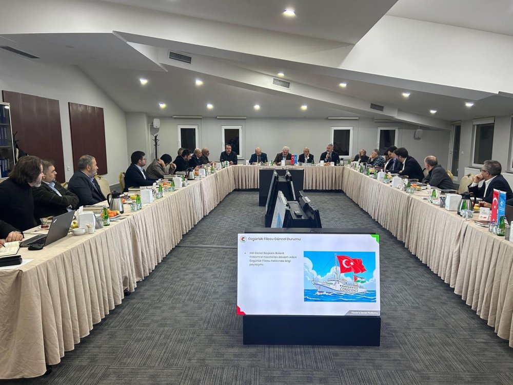 FİLİSTİN'E DESTEK PLATFORMU TOPLANTISINA KATILDIK