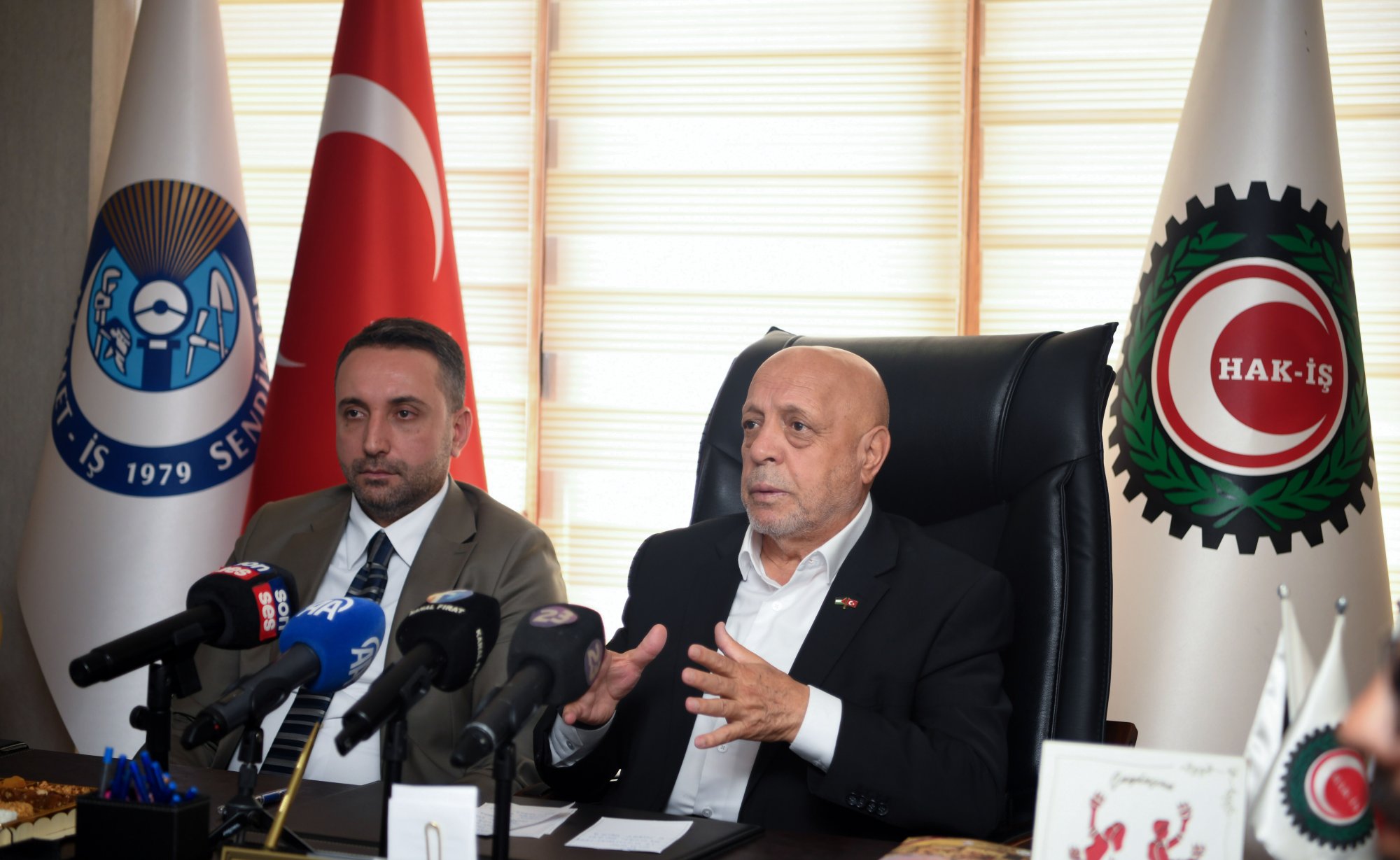 ARSLAN, “VERGİDE ADALET” TALEBİNİ ELAZIĞ’DA DİLE GETİRDİ