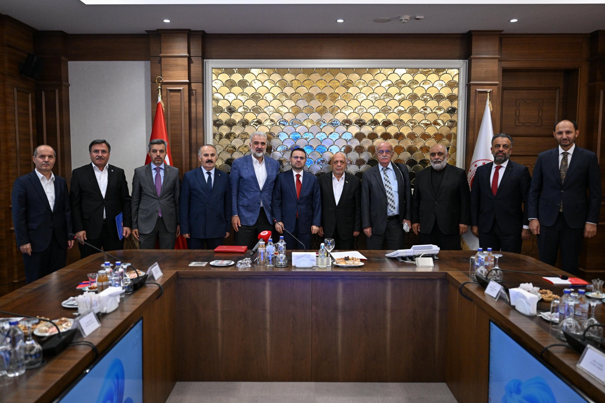FİLİSTİN'E DESTEK PLATFORMU'NDAN ADALET BAKANI GÜRLEK’E ZİYARET