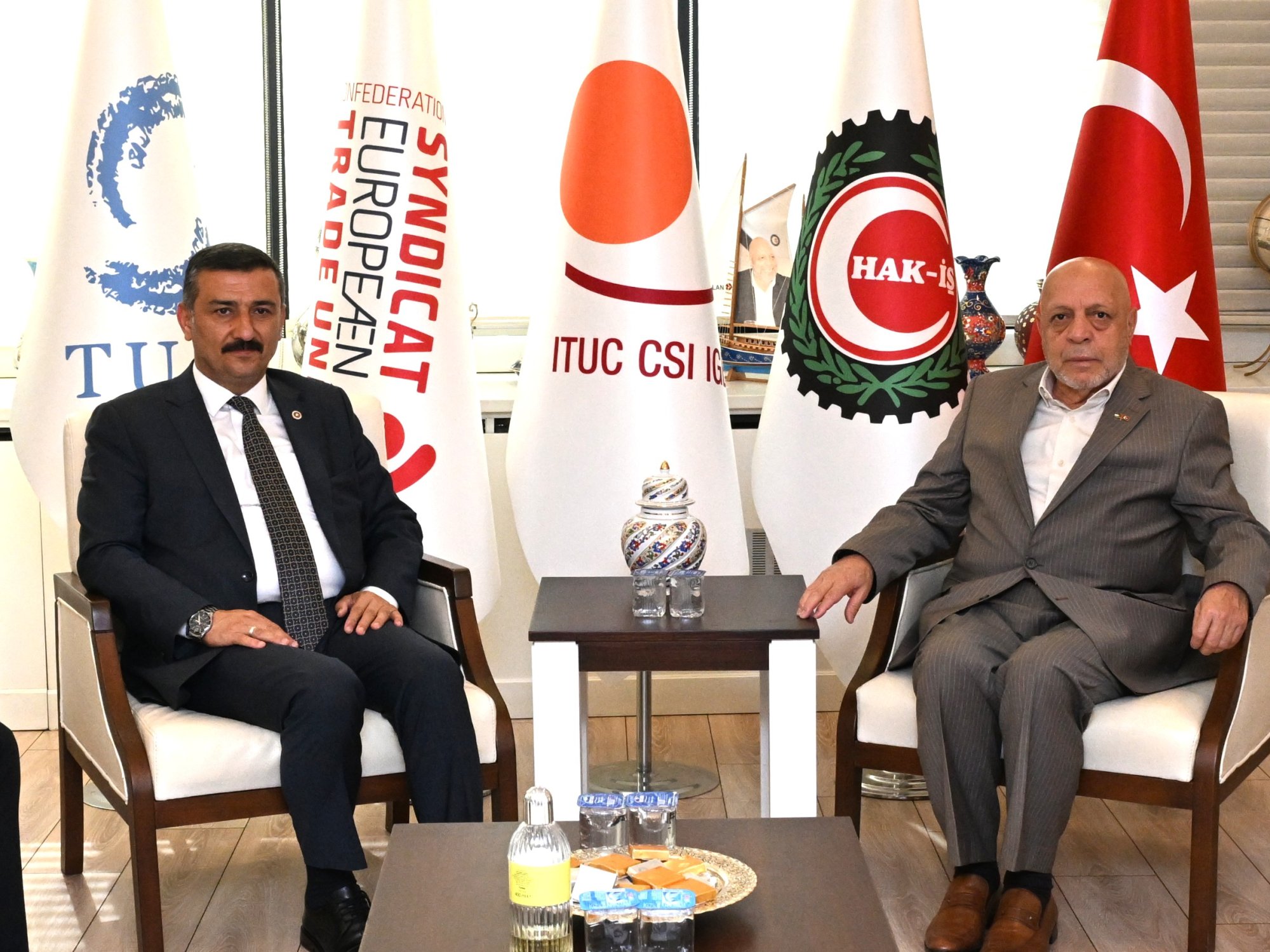İYİ PARTİ GENEL BAŞKAN YARDIMCISI TÜRKOĞLU’NDAN HAK-İŞ’E ZİYARET