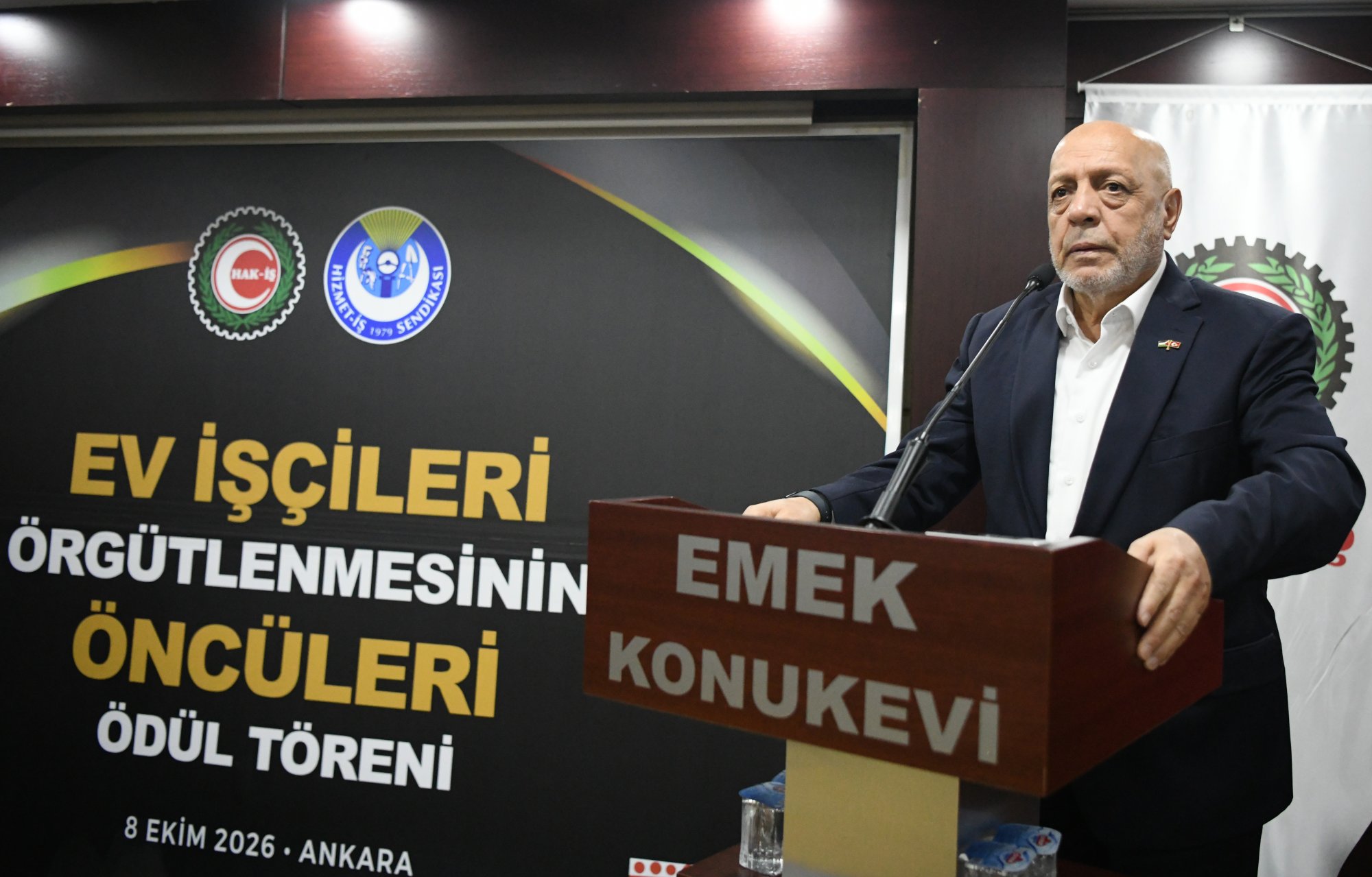 EV İŞÇİLERİ ÖRGÜTLENMESİNDE 160 BİNİ AŞTIK, HEDEF 500 BİN